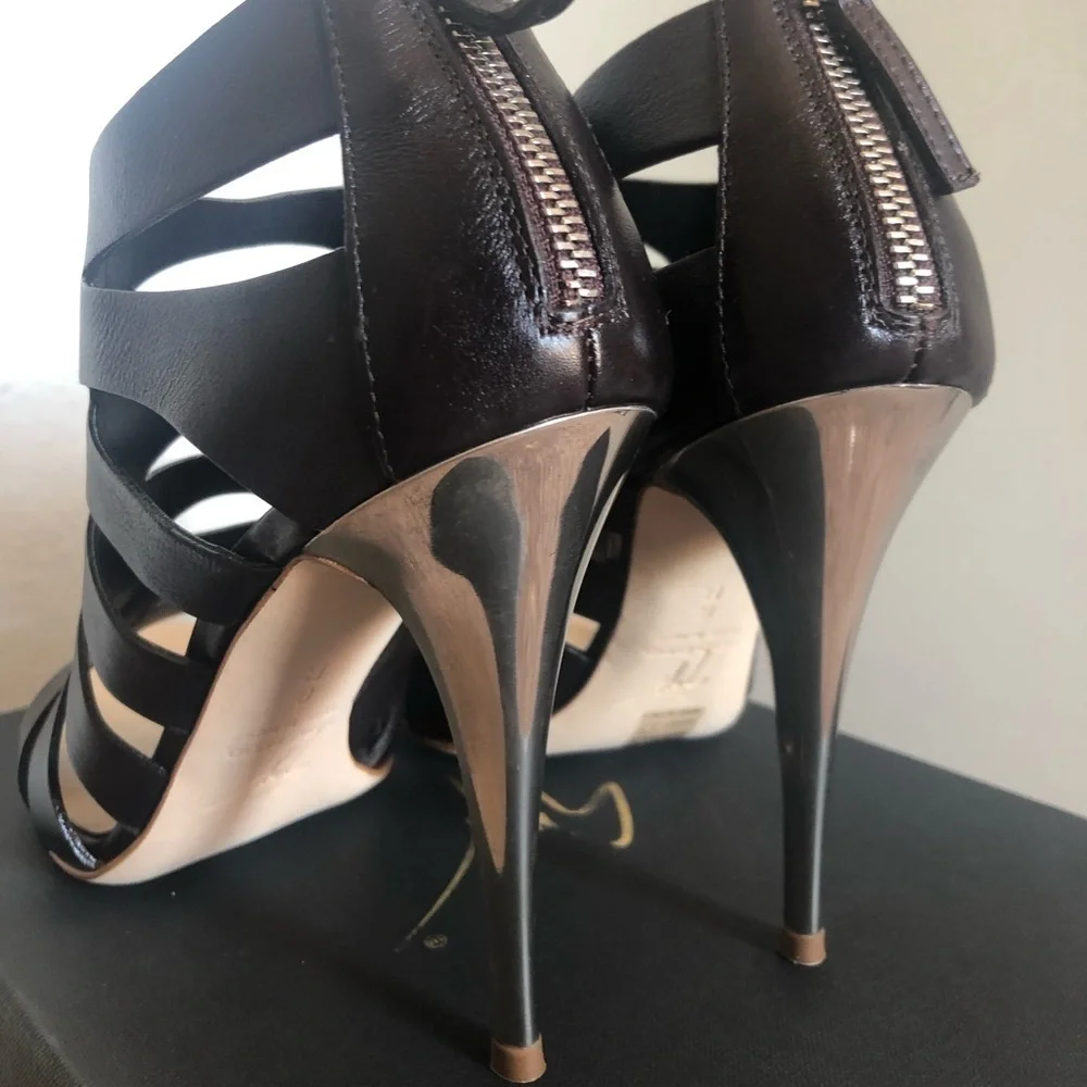 Giuseppe Zanotti Back Zip Cut-Out Heeled Sandal